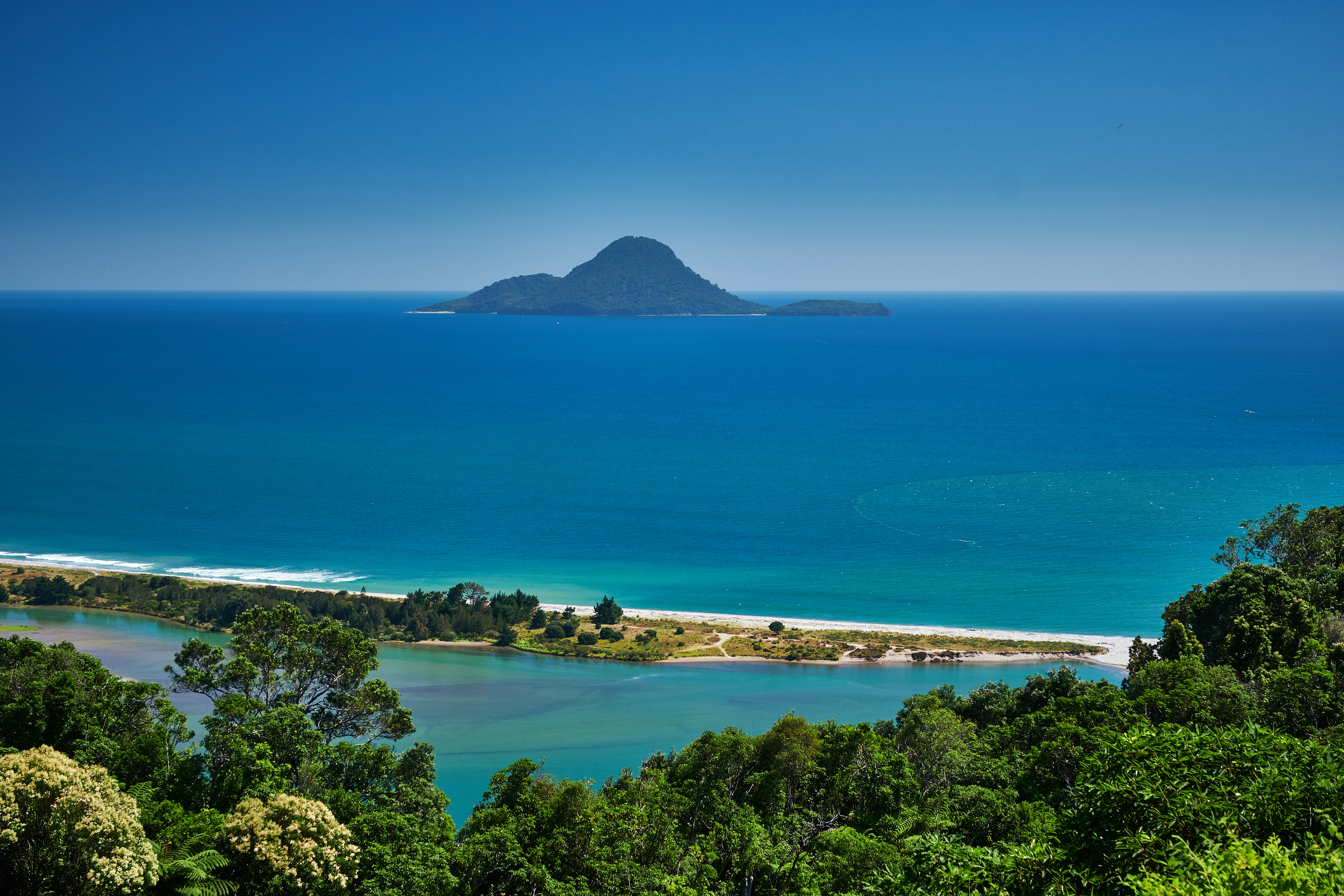 Auckland to Auckland Part 3 - Whakatane to Gisborne