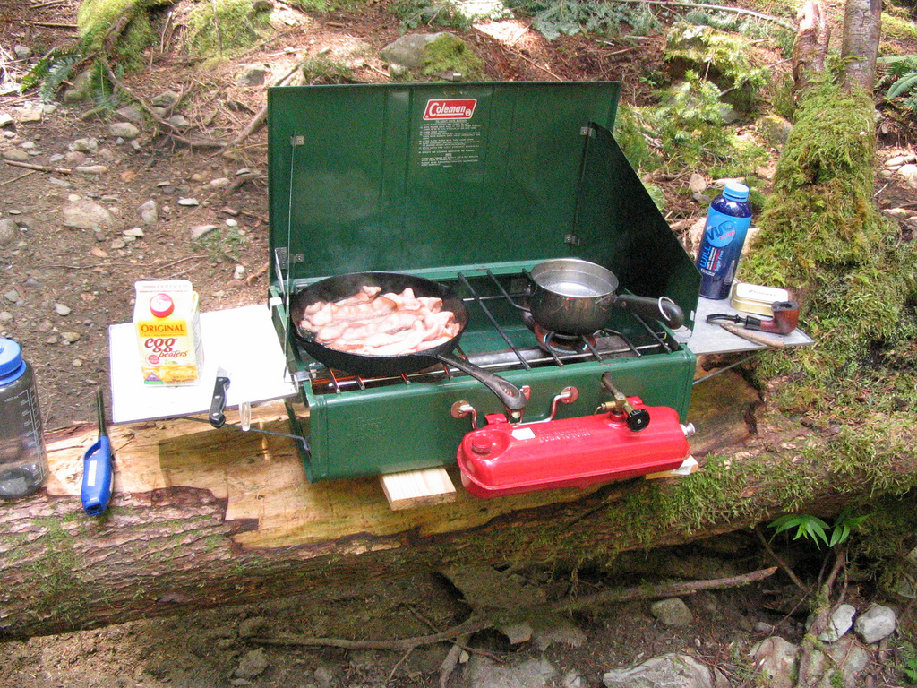 4wd campervan cooking facilities