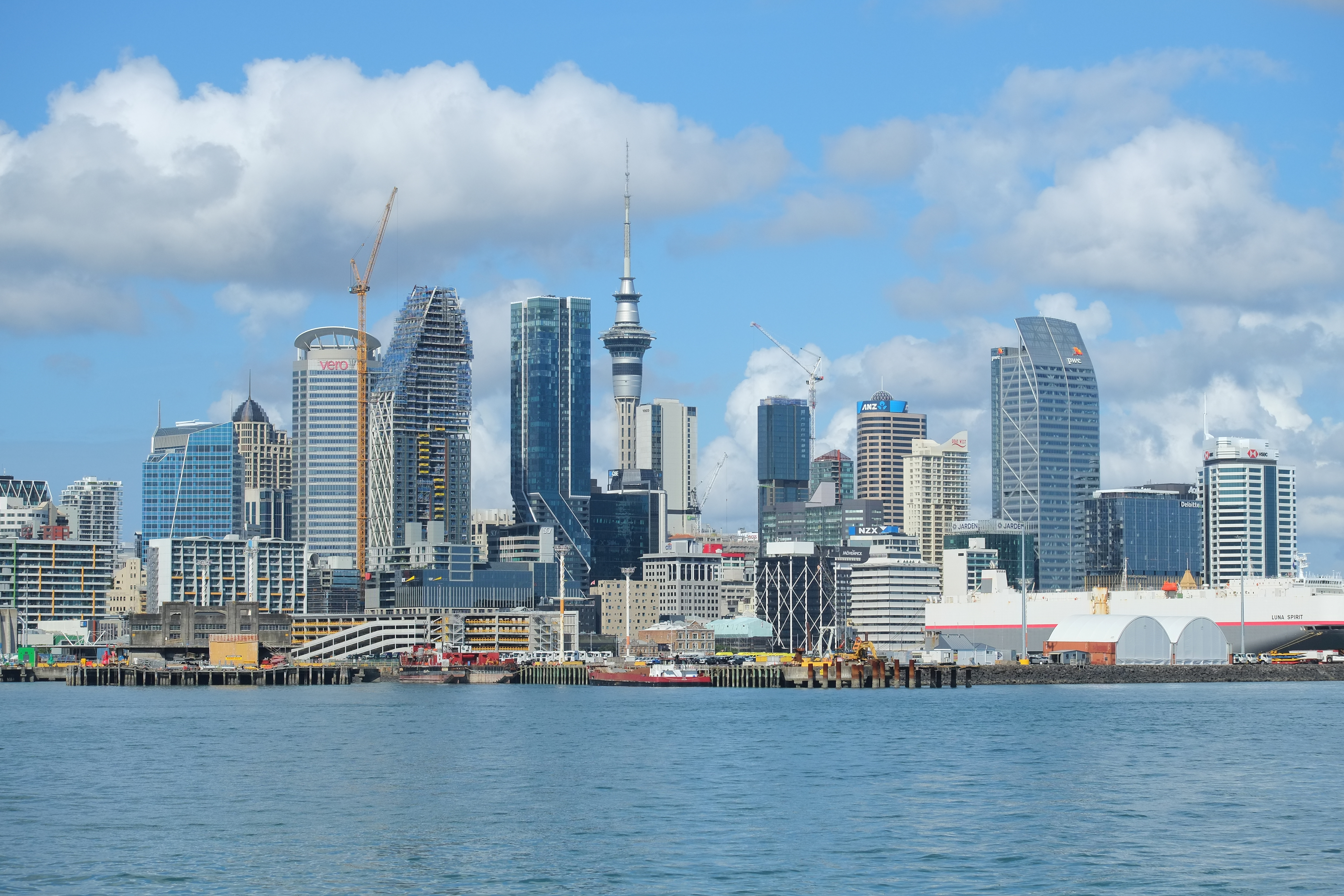 Campervan Hire in Auckland – Where Will You Go?