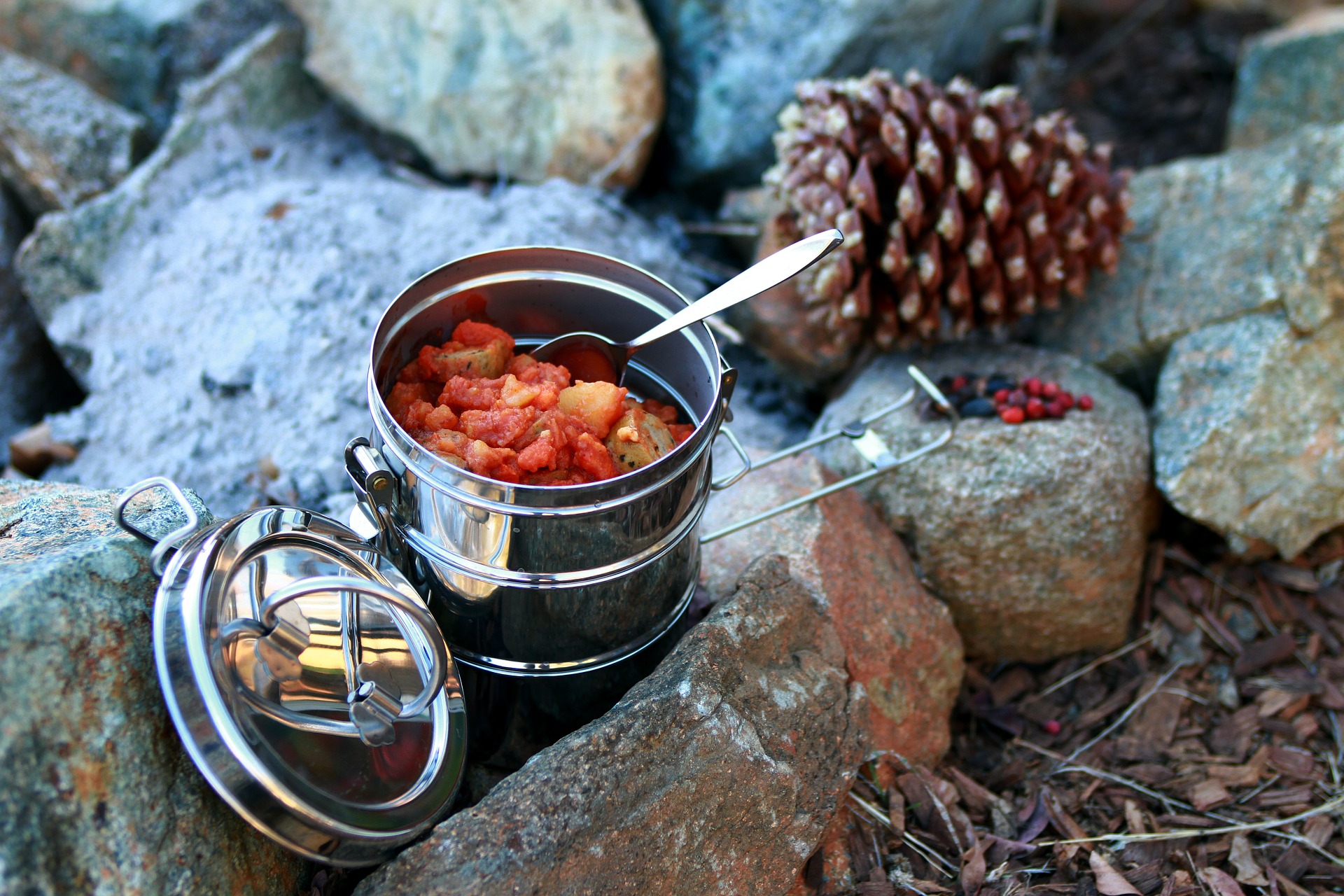 Campervan Cooking: How to FIRE up your imagination