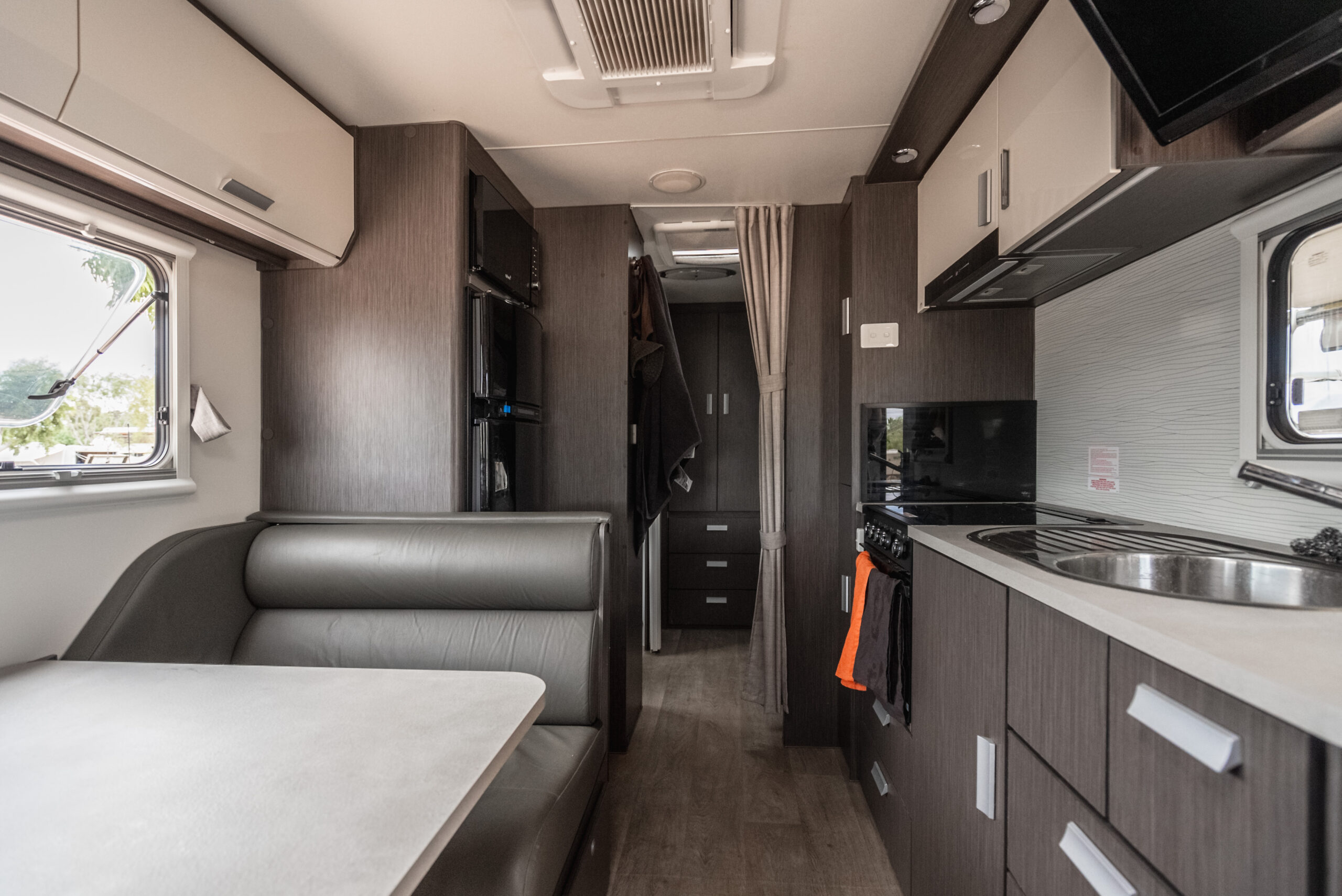 Expanda Caravan campervan