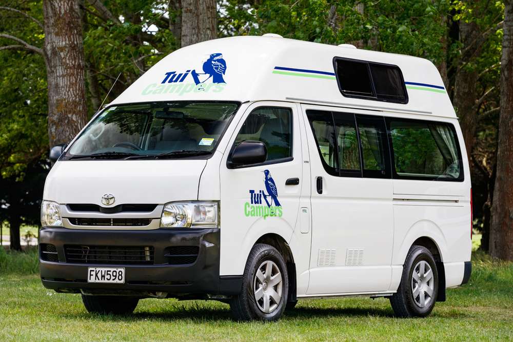 Trail Finder 2/3 Hi-Top campervan